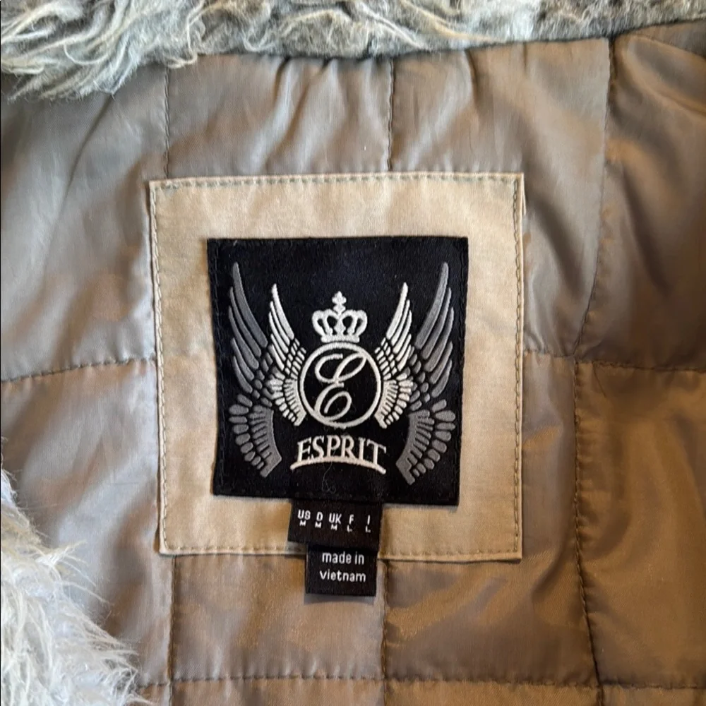Esprit Vintage Y2K Parka with Faux Fur Trim Women’s size Medium - Picture 10 of 16
